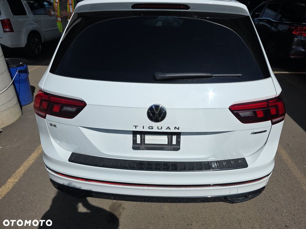 Volkswagen Tiguan - 6