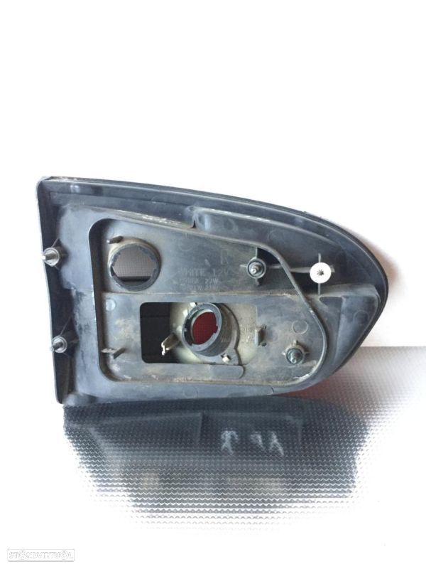 Farolim Dto Hyundai H-1 / Starex Veículo Multiuso (A1) - 2