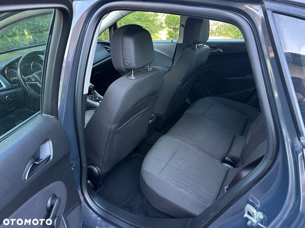 Opel Astra 1.4 Selection - 7