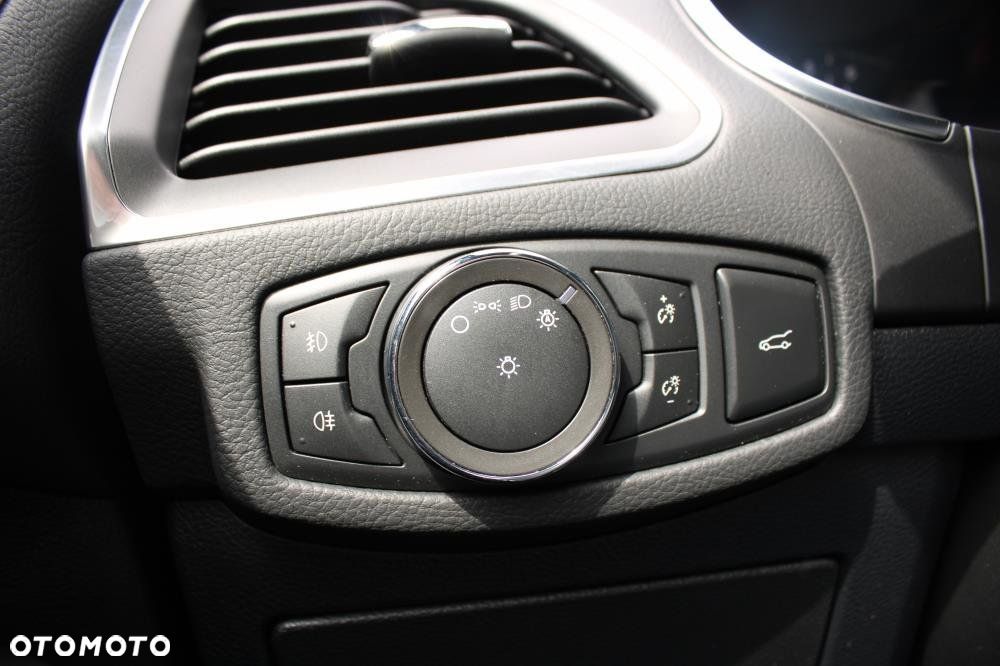 Ford S-Max - 13