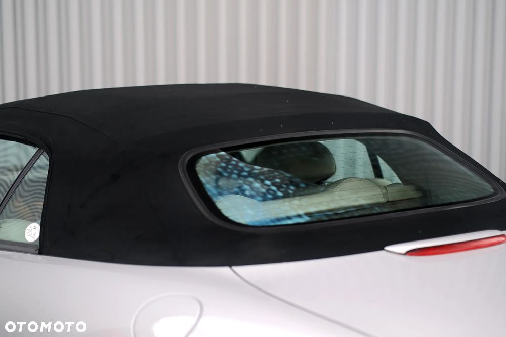 Jaguar XK8 - 28