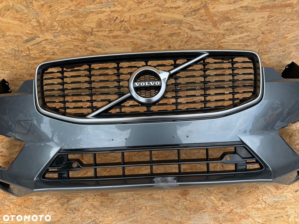 ZDERZAK PRZÓD PRZEDNI VOLVO XC60 II 2 17+ R-DESIGN 4PDC GRILL KRATKA ŚRODKOWA 31449127 32296071 31425534 ORYGINAŁ - 4