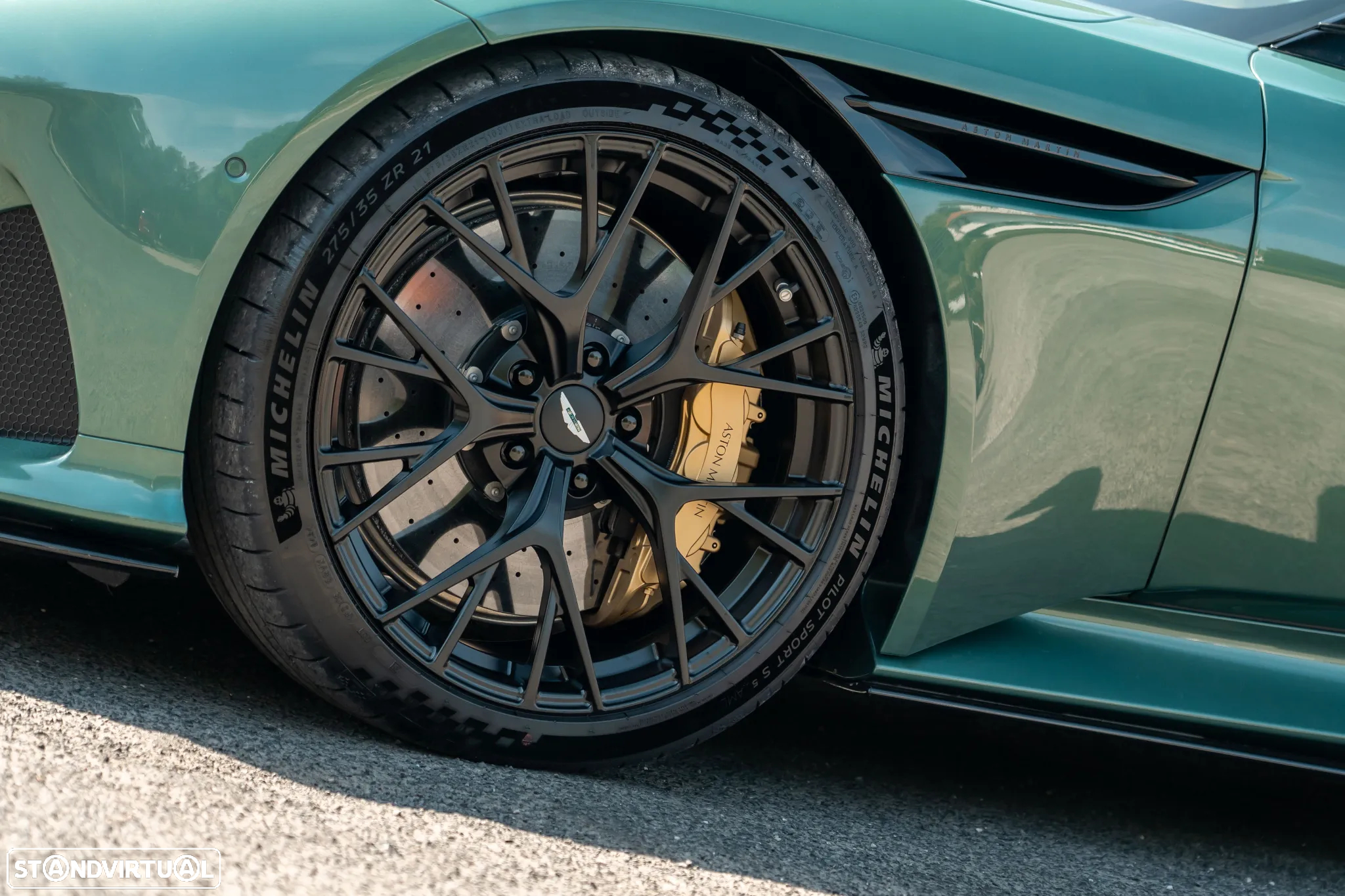 Aston Martin DB12 Coupé V8 Auto - 6