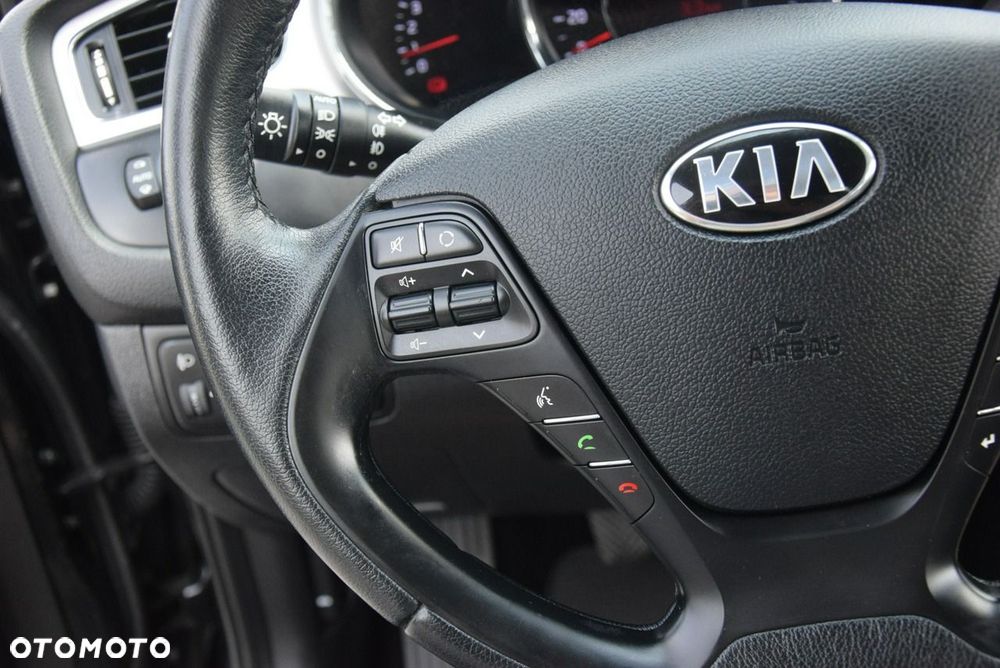 Kia Ceed 1.4 CVVT Vision - 32