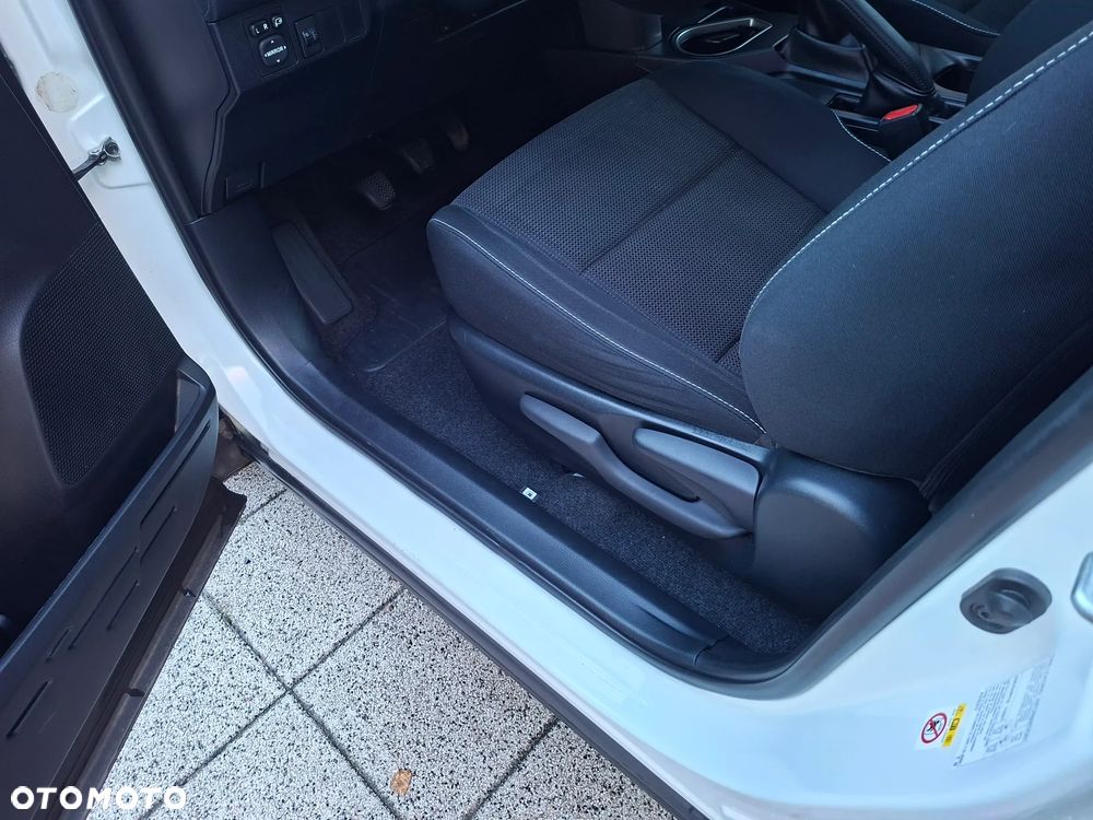 Toyota RAV4 - 7