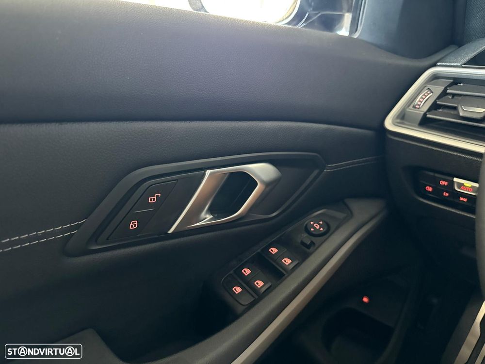 BMW 330 e Pack M Auto - 21