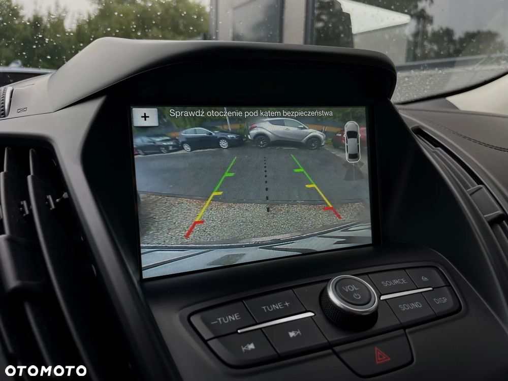 Ford Kuga 2.0 TDCi 4x4 Vignale - 26