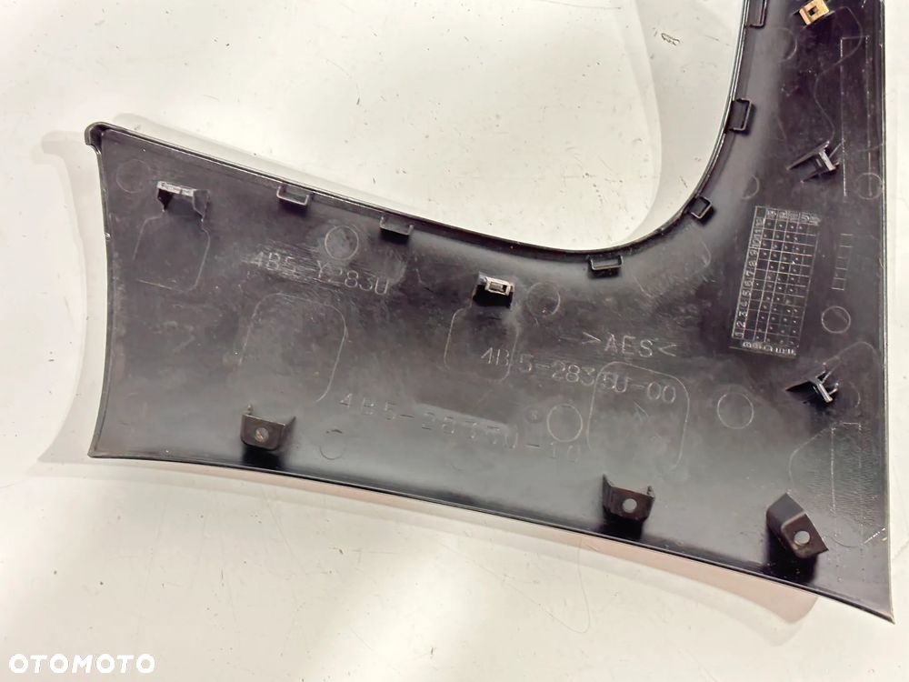 Wypełnienie lewe bumerang Yamaha T MAX T-MAX 500 06-13r. - 6