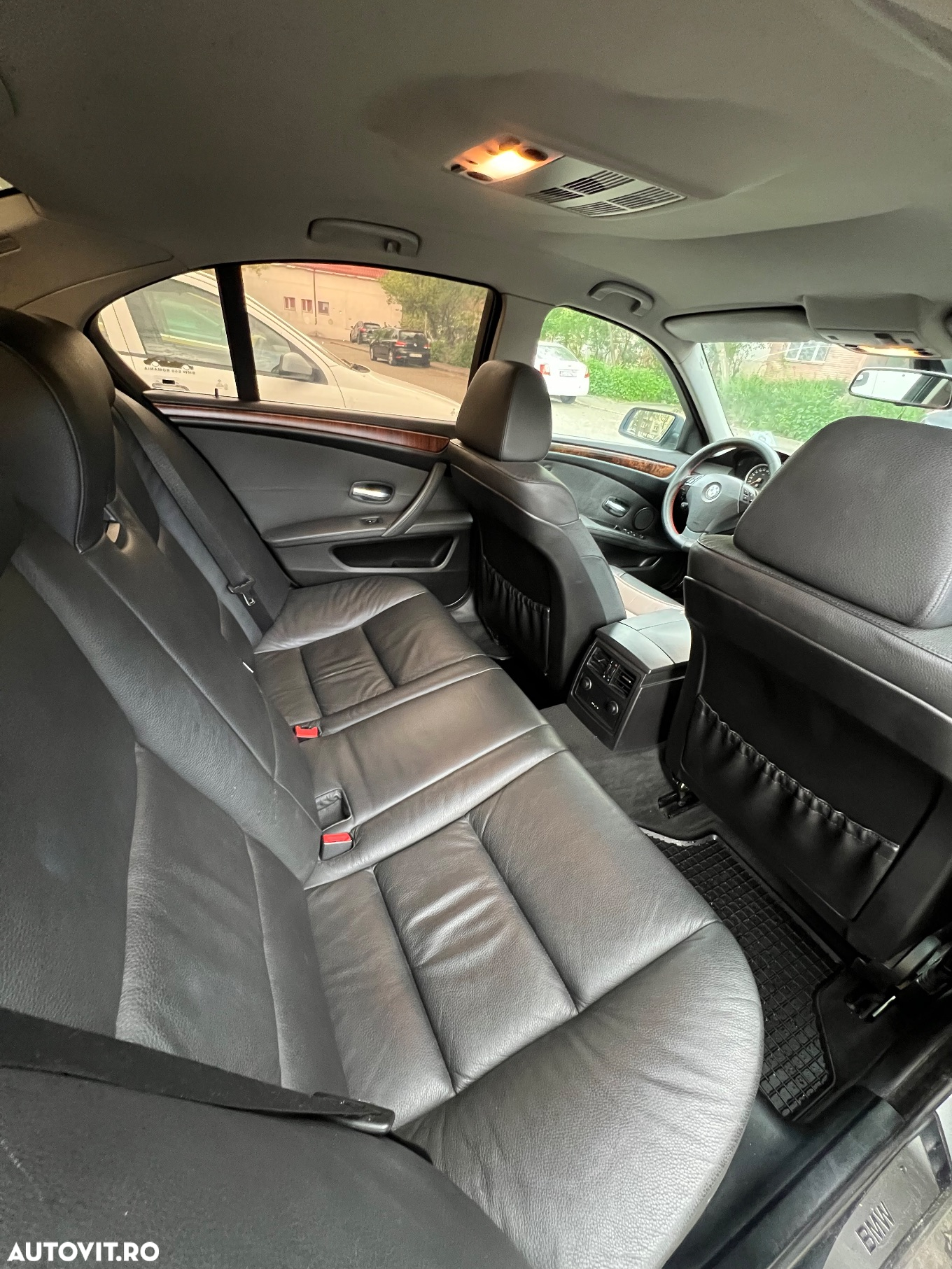 BMW Seria 5 520d - 10