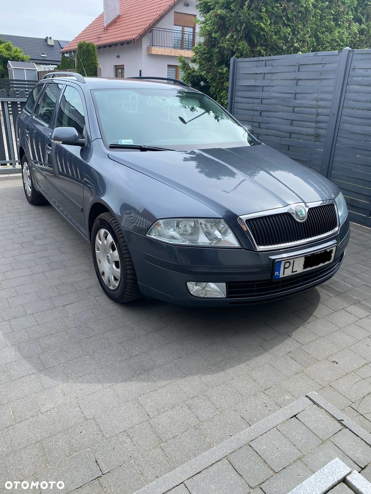Skoda Octavia 2.0 TDI Ambiente - 2