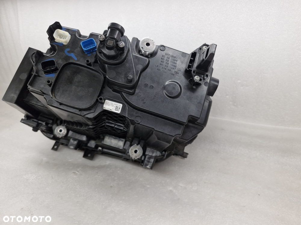 BMW X7 G07 LCI FULL LED LAMPA PRAWA PRZÓD 5A8D304-01 - 11