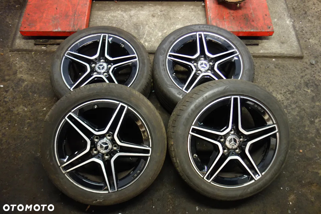 KOMPLET FELG ALUSY MERCEDES W213 LIFT AMG 18 ET 43 8JXH2.H - 2