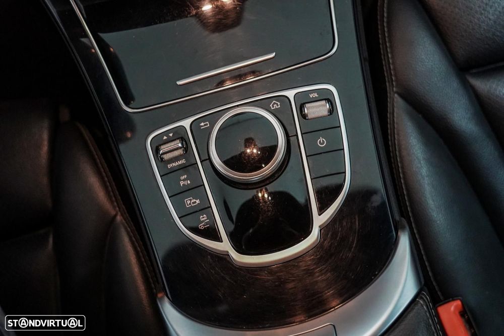 Mercedes-Benz C 300 de AMG Line - 15