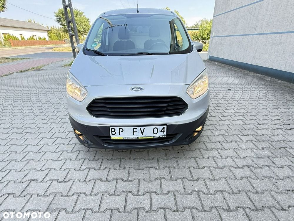 Ford Courier - 15