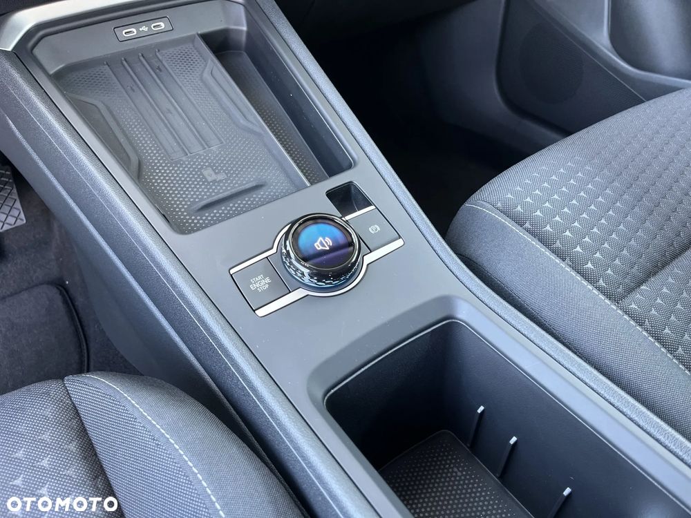 Volkswagen T-Roc 1.5 eTSI Life DSG - 16