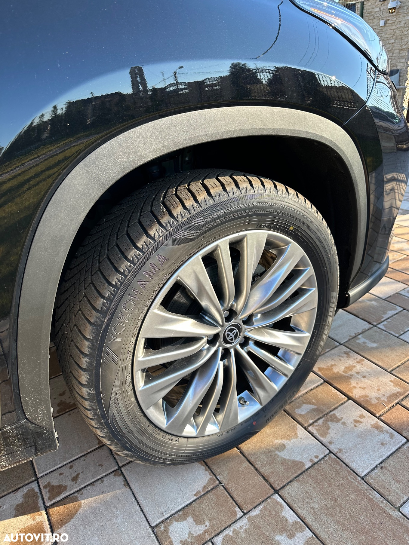 Toyota Highlander 2.5 L Hybrid Dynamic Force 248CP Executive Pearly - 4