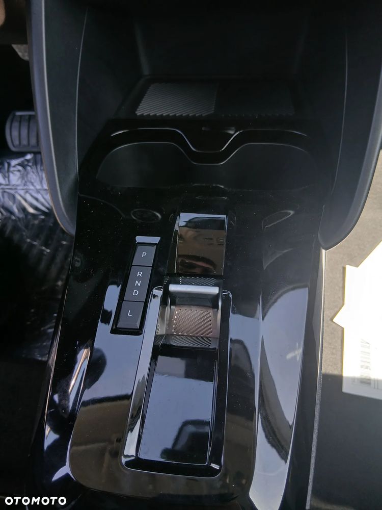 Citroën C3 1.2 mHEV Plus - 10