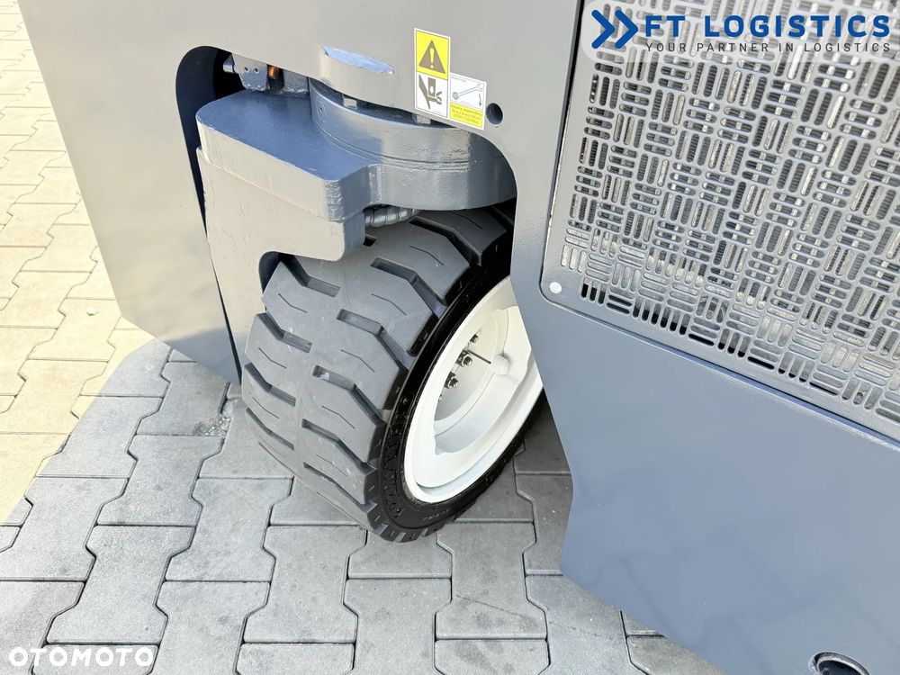 Combilift WÓZEK CZTEROKIERUNKOWY - WIELOKIERUNKOWY | COMBILIFT CB3000 | GAS | DUPLEX 4000MM | POZYCJONER WIDEŁ | PRZESUW WIDEŁ | NOWE OPONY | PO SERWISIE | STAN IDEALNY | Szeroka oferta wózków czterokierunkowych i bocznych, dopasowanych do różnorodnych potrzeb i zastosowań - 9