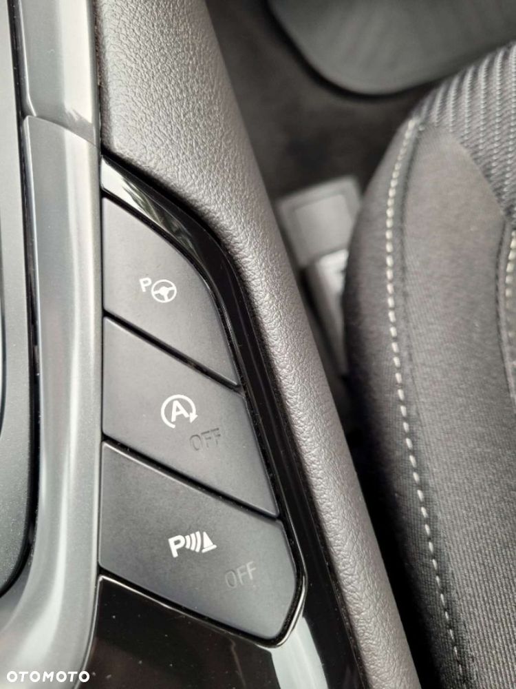 Ford Mondeo 2.0 TDCi Titanium - 21