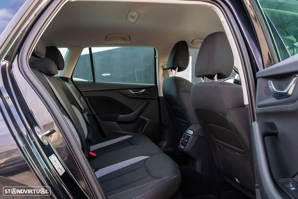 Skoda Kamiq 1.0 TSI Style DSG - 14