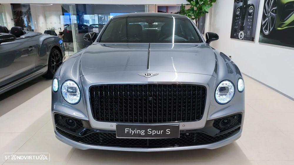 Bentley Flying Spur Hybrid S - 6