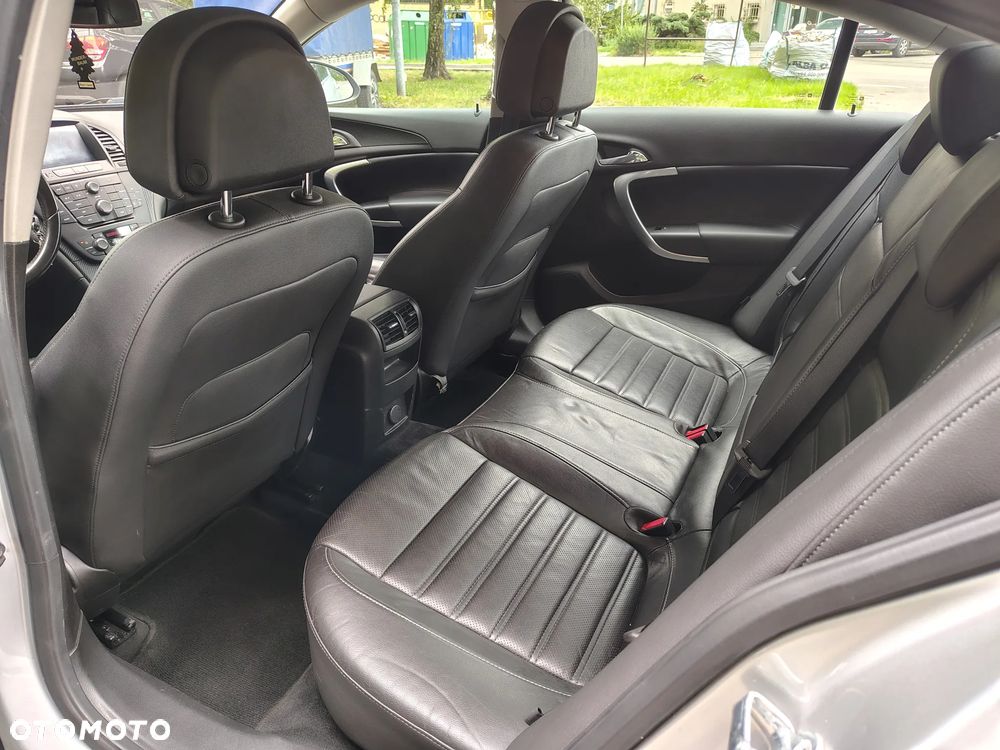 Opel Insignia - 10