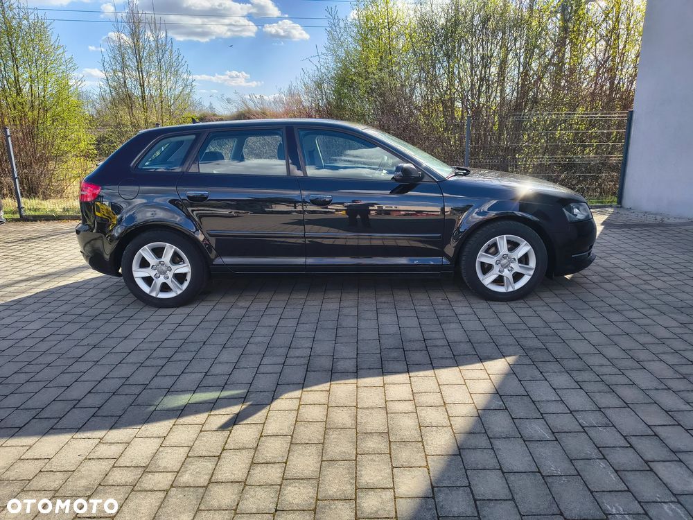 Audi A3 Sportback 1.6 TDI Attraction - 8