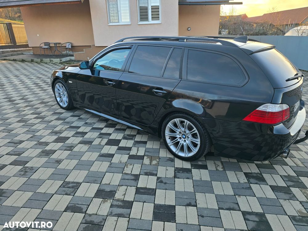 BMW Seria 5 520d Touring - 11