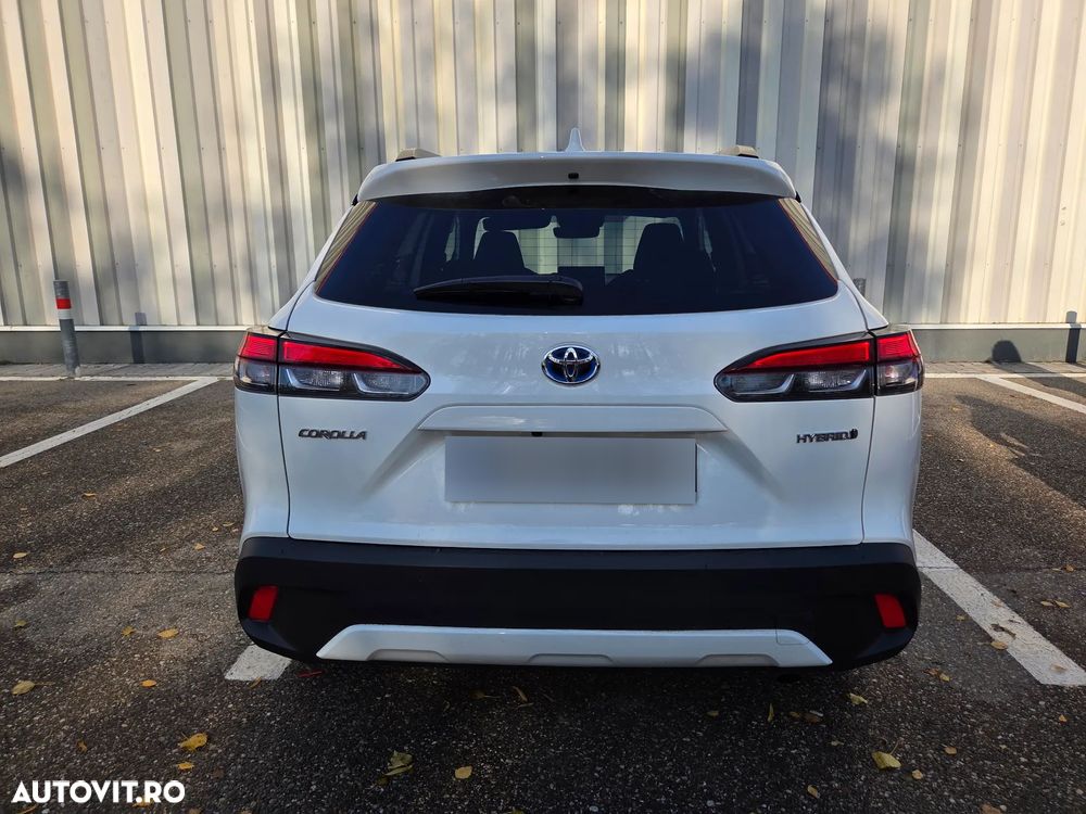 Toyota Corolla Cross - 25