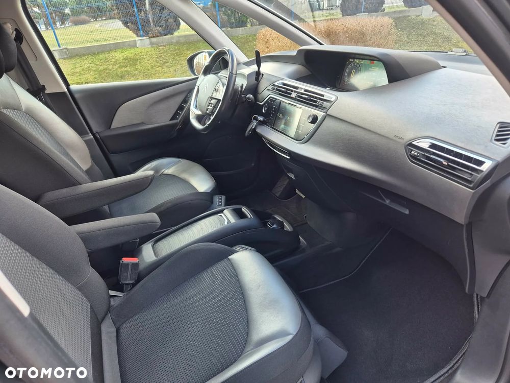 Citroën C4 Grand Picasso BlueHDi 150 EAT6 Exclusive - 17