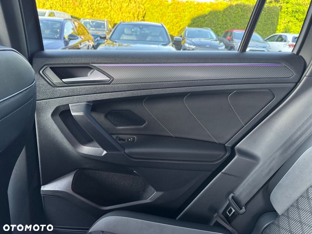 Volkswagen Tiguan 1.4 eHybrid OPF DSG R-Line - 25