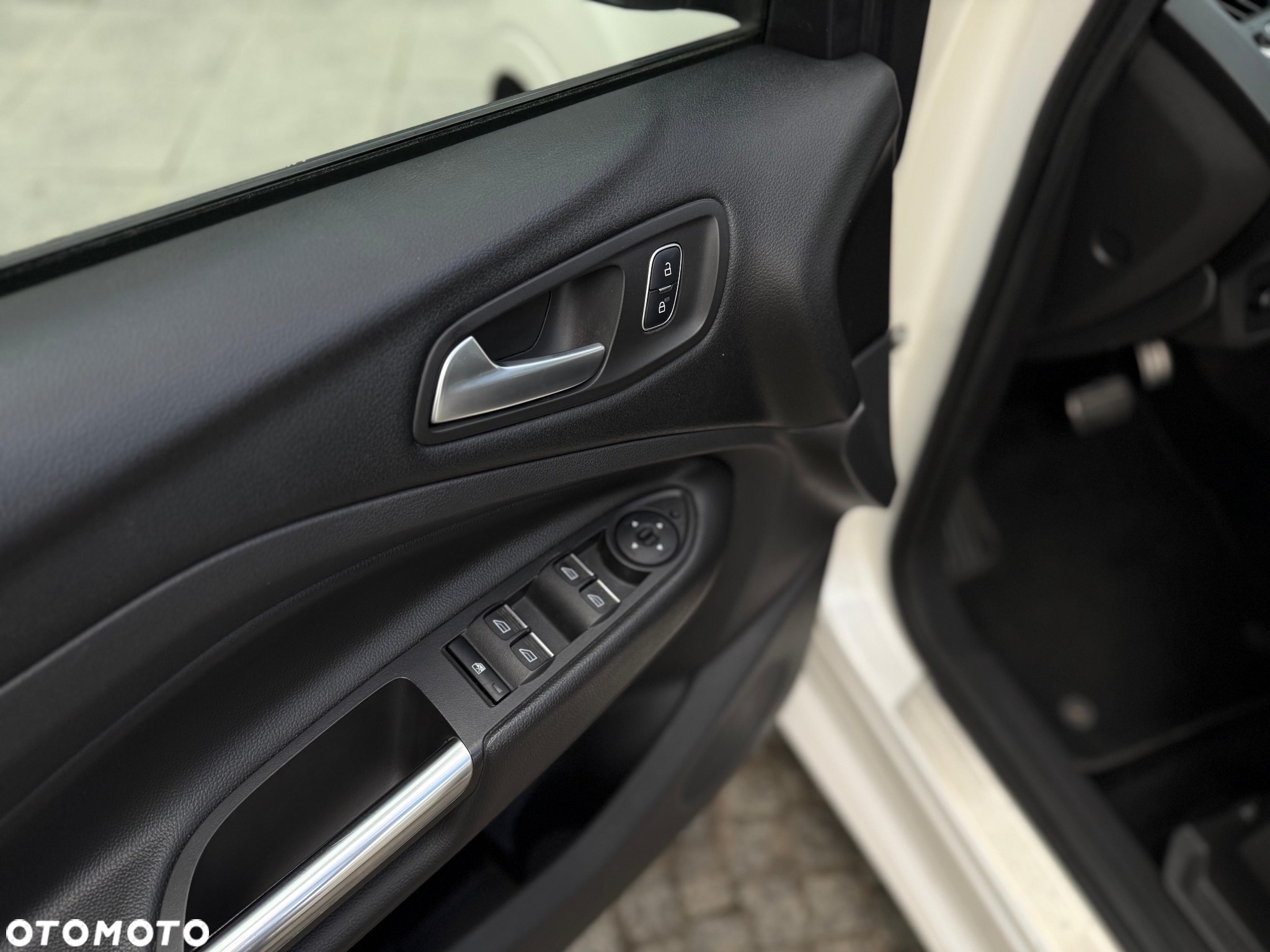 Ford Kuga 2.0 TDCi 4x4 ST-Line - 17