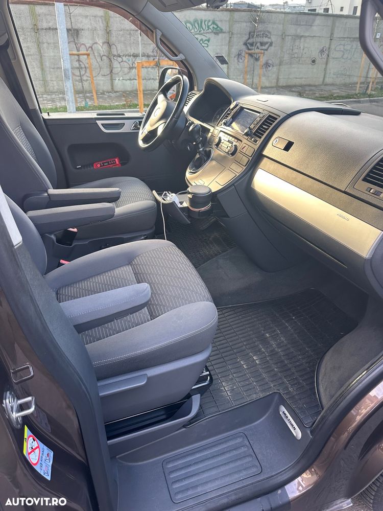 Volkswagen Multivan - 9