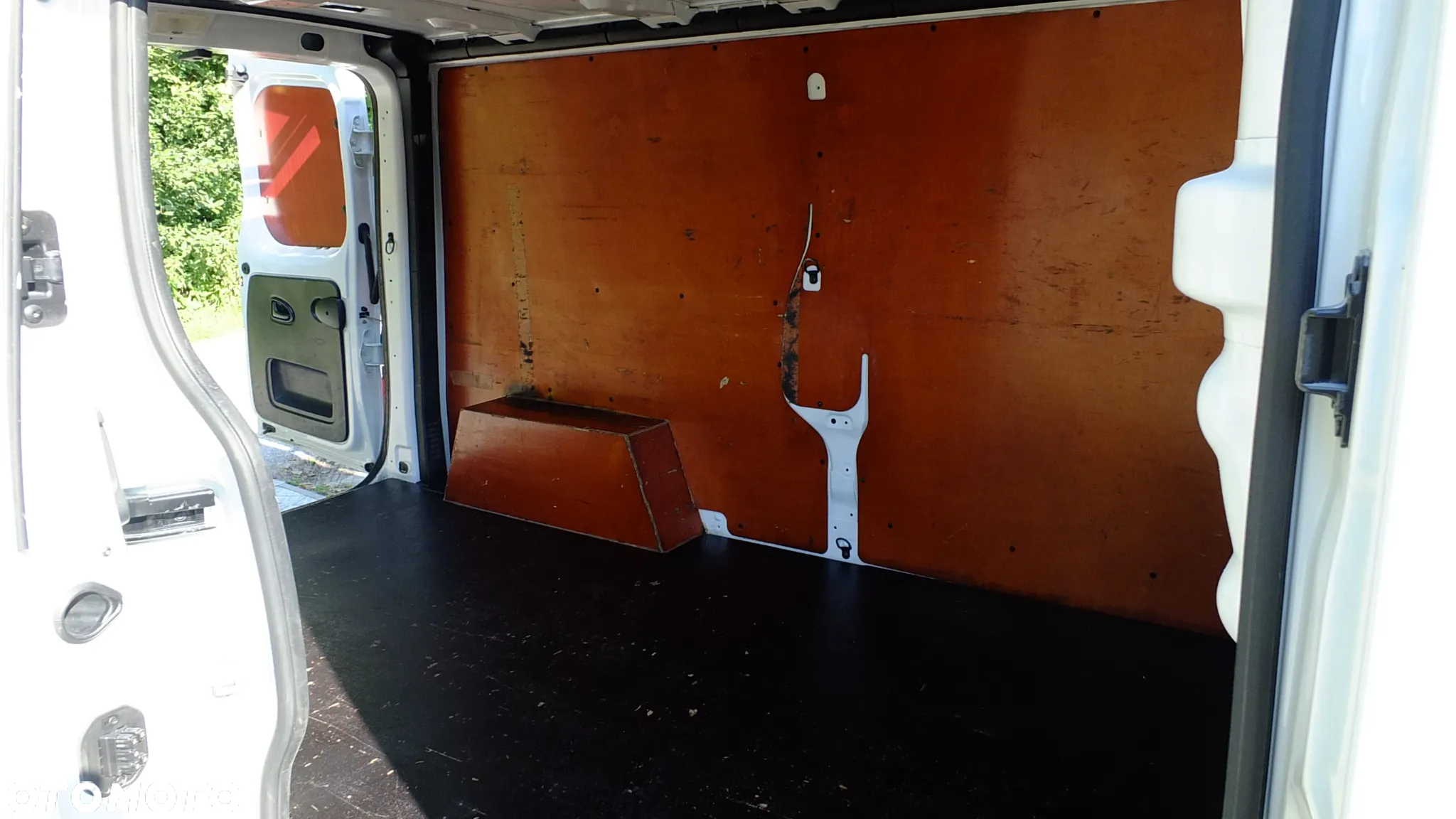 Renault Trafic - 14
