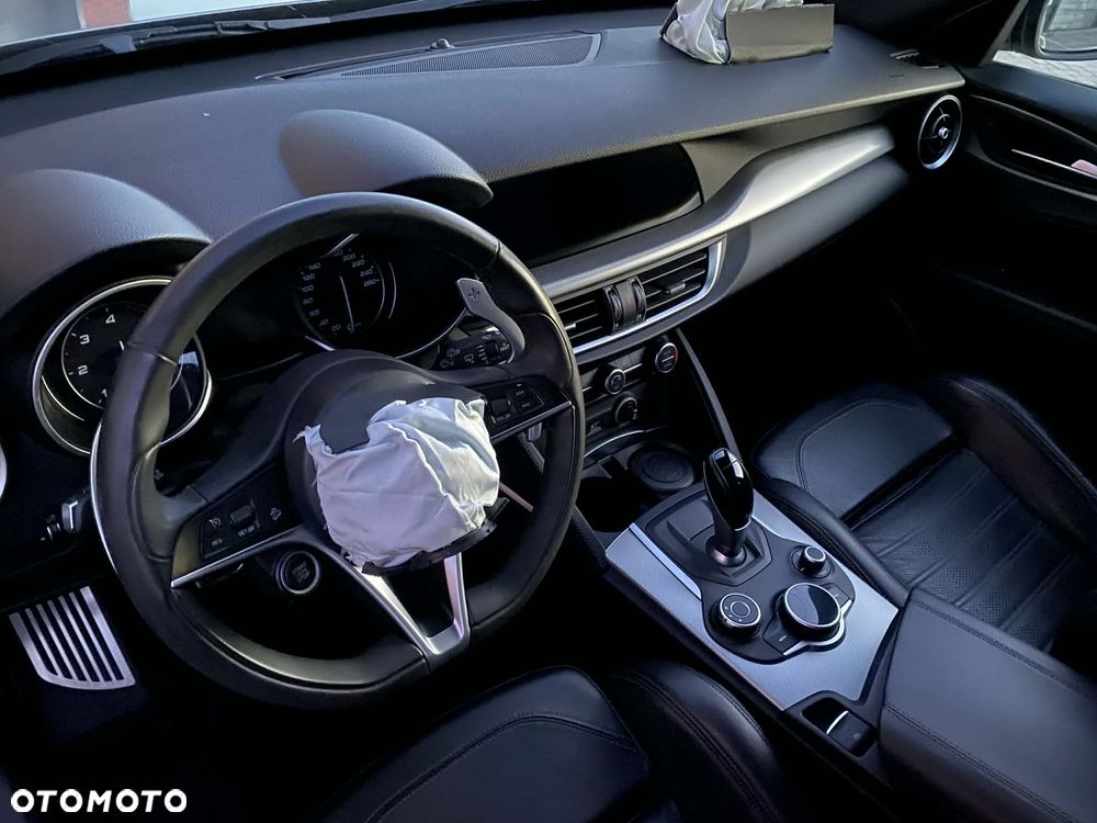 Alfa Romeo Stelvio 2.2 16V AT8 Executive - 15