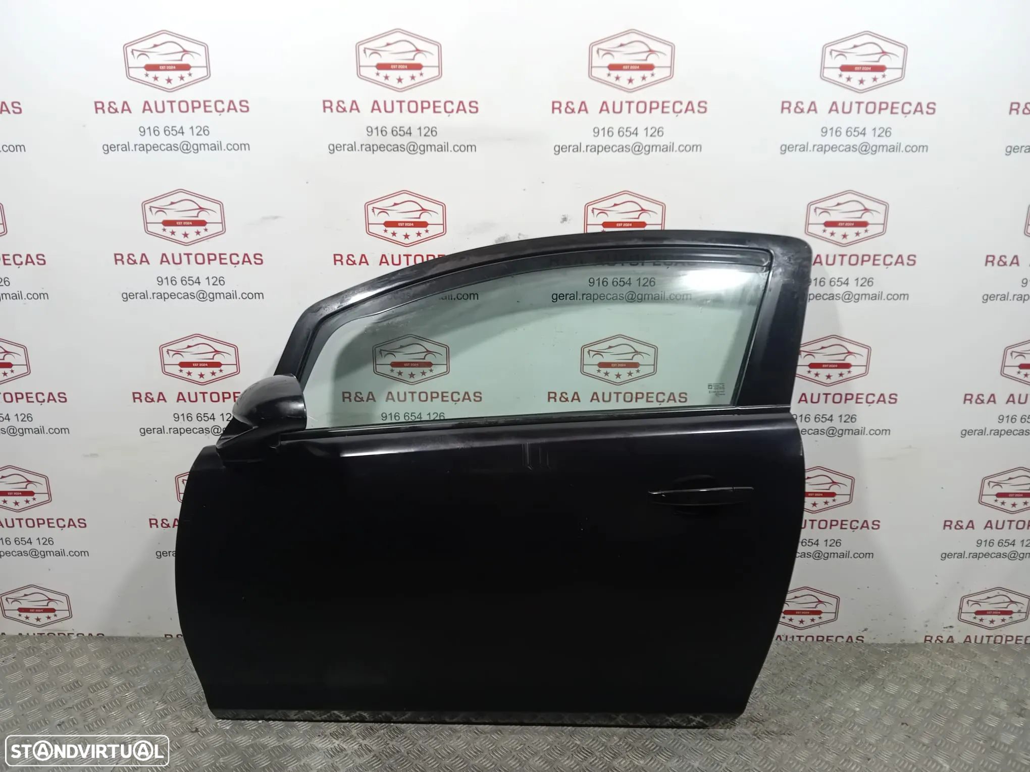Porta Frente Esquerda Opel Corsa D 3 portas GTC Original - 1
