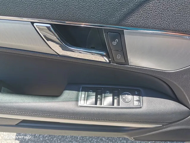Mercedes-Benz E 350 CDi Avantgarde BlueEfficiency Auto - 16