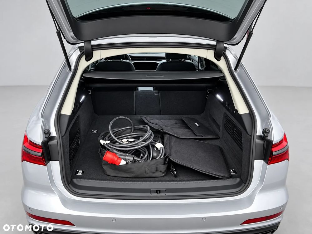 Audi A6 Avant 55 TFSI e quattro S tronic S line - 9