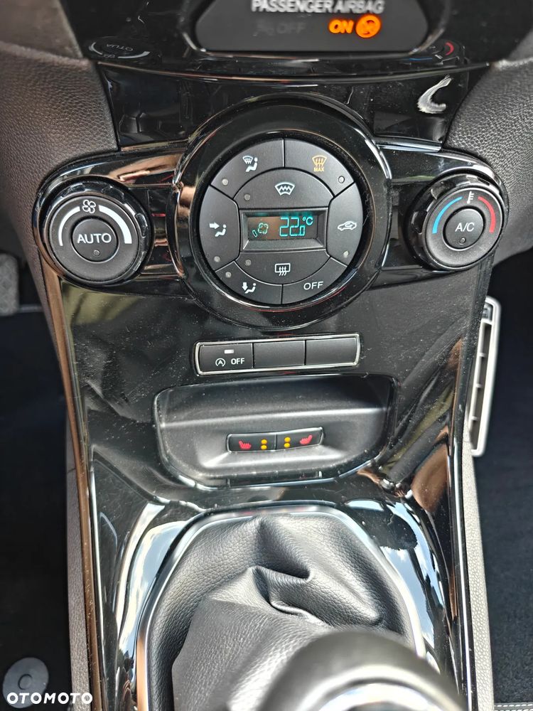 Ford Fiesta 1.0 Platinium X - 14