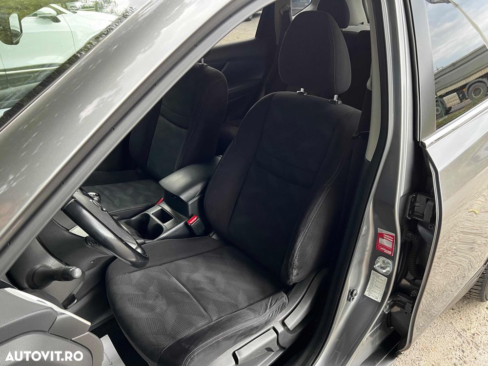 Nissan X-Trail 1.6 dCi N-Connecta - 13