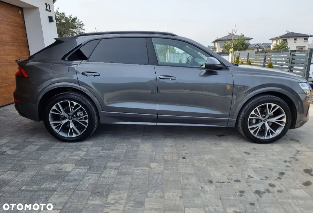 Audi Q8 55 TFSI quattro tiptronic - 10