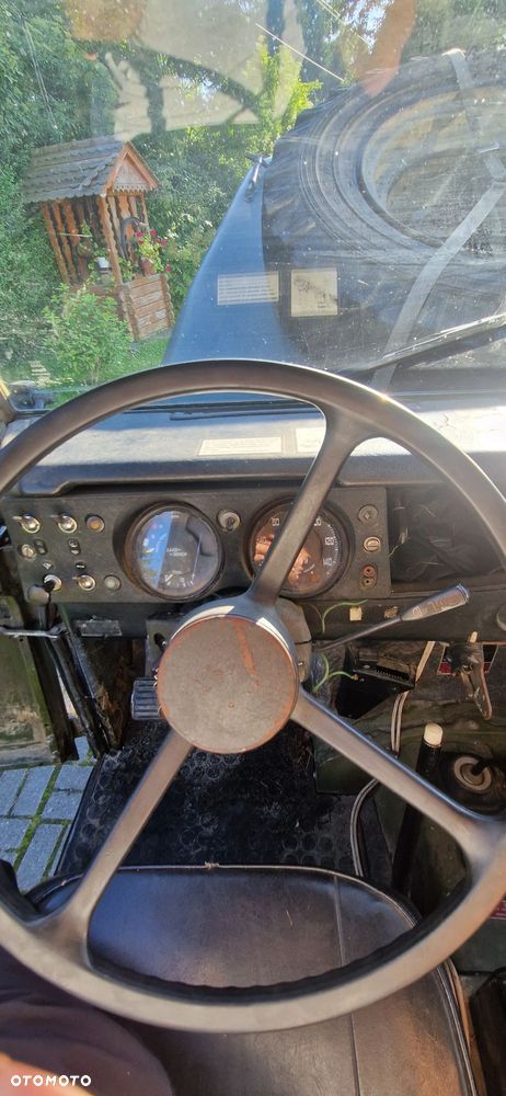 Land Rover Inny - 12