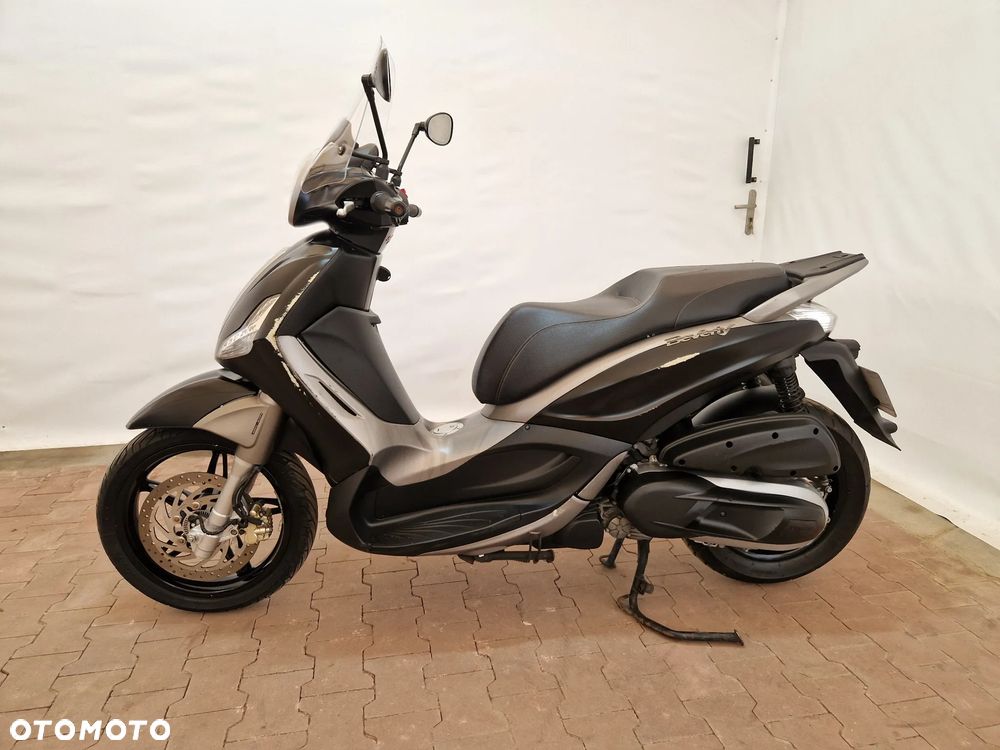 Piaggio Beverly - 5
