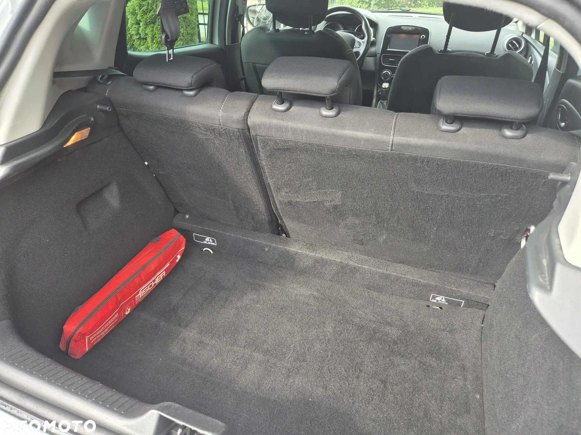 Renault Clio 1.2 16V 75 LIMITED - 19