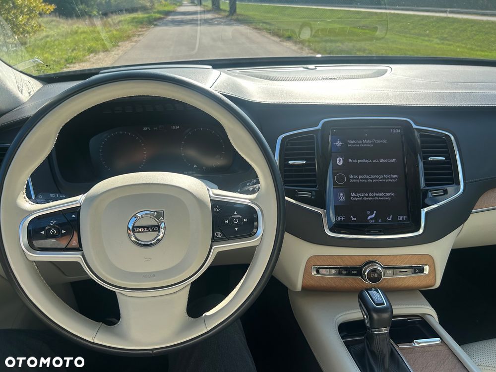 Volvo XC 90 - 33