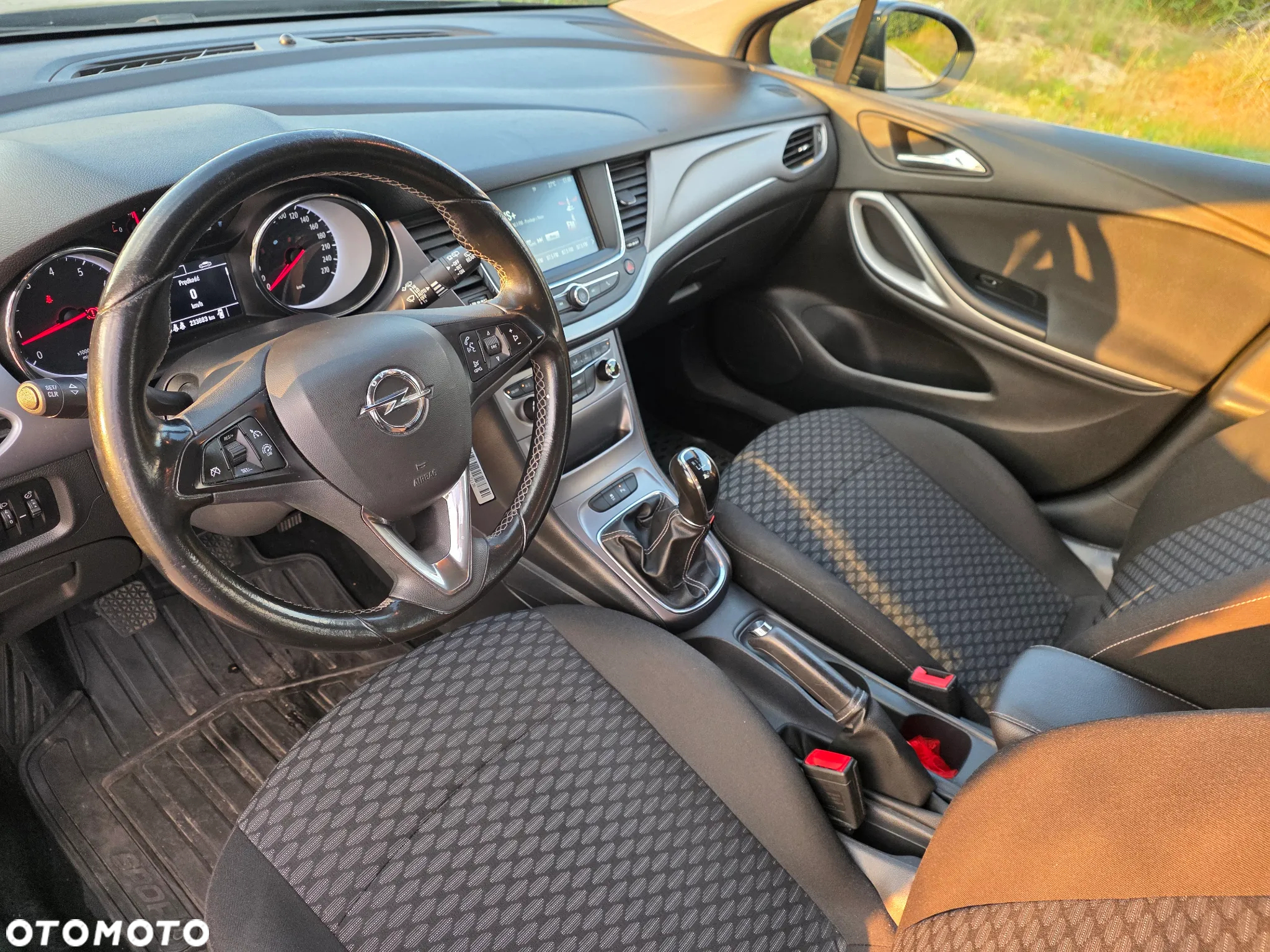 Opel Astra V 1.4 T Enjoy S&S - 12
