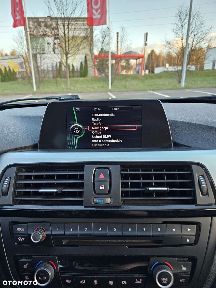 BMW Seria 3 320d DPF Edition Lifestyle - 27
