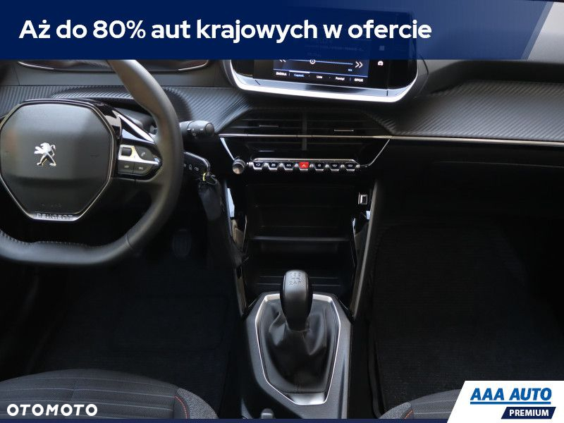 Peugeot 208 - 13
