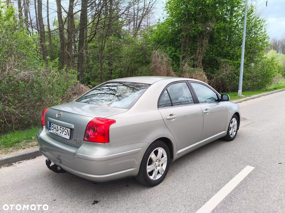 Toyota Avensis 2.0 VVT-i Sol - 4
