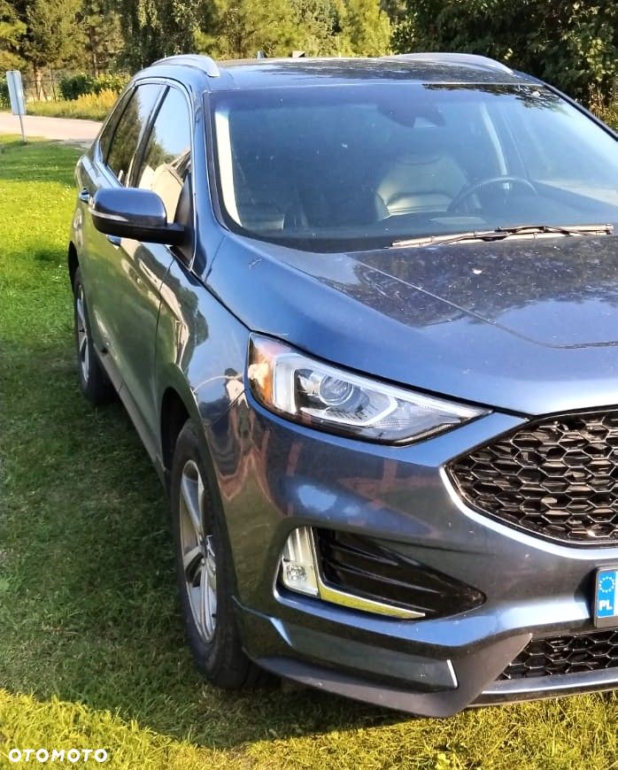 Ford Edge - 2